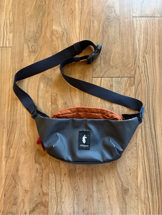 Other - Cotopaxi Coso 2L crossbody bag pack